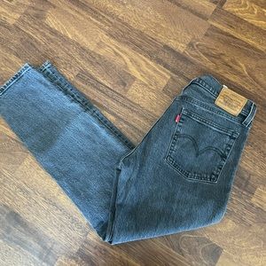 Levi’s black wedgie jeans